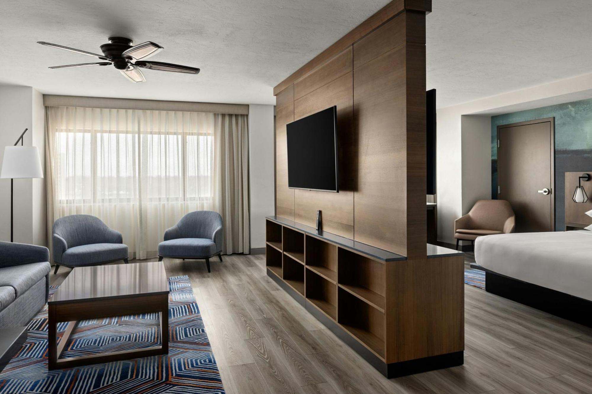 Oshkosh Marriott Waterfront Hotel & Convention Center Екстер'єр фото